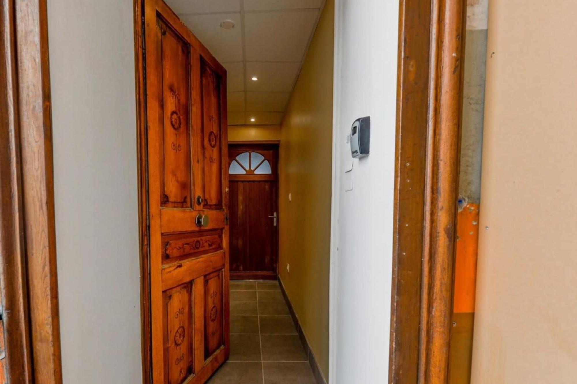 3-Star Rated Apartment In The Heart Of The Old Town With A View 阿讷西 外观 照片