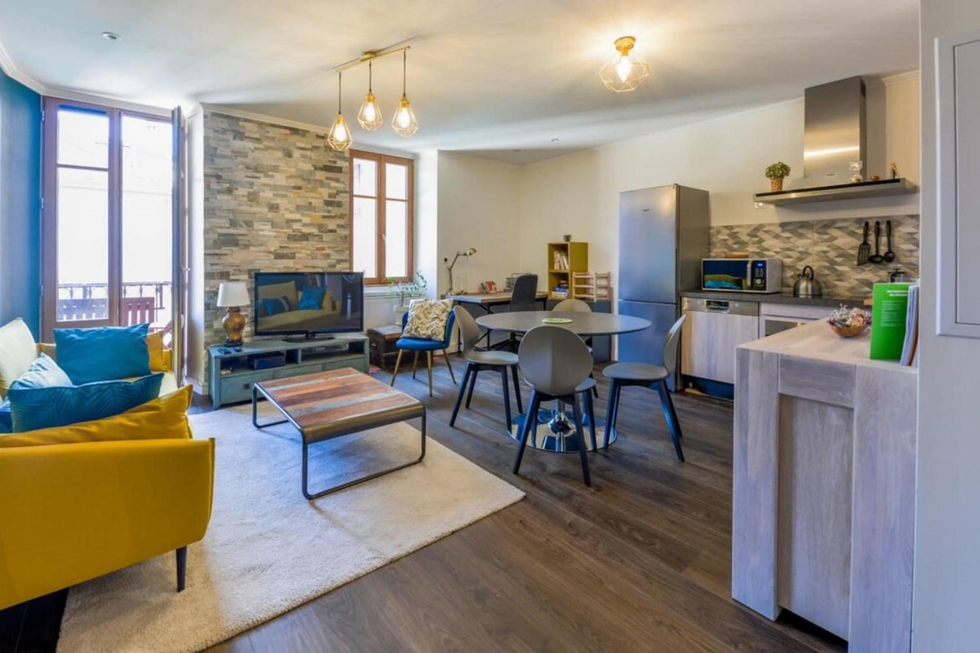 3-Star Rated Apartment In The Heart Of The Old Town With A View 阿讷西 外观 照片